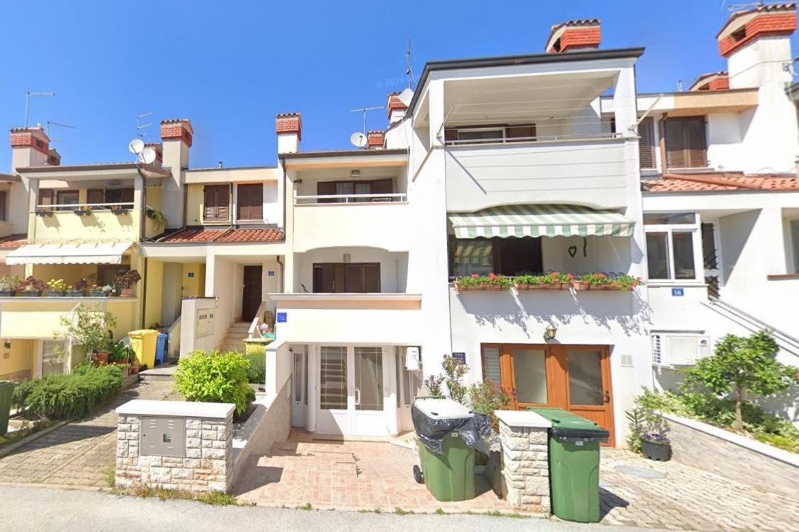 Apartment With A Parking Space - 24205